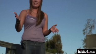 Pretty babe satisfies a dick outdoors