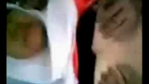 malay- tudung kena ramas 