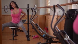 Delightful Brunette Anissa Kate X Rated Gym Routine