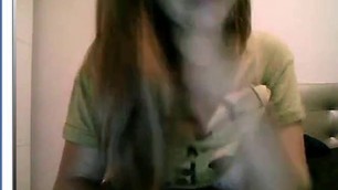 italian girl show tits