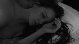 Yuliya Khlynina nude sexy and hot sizzling clip Weekend 2014