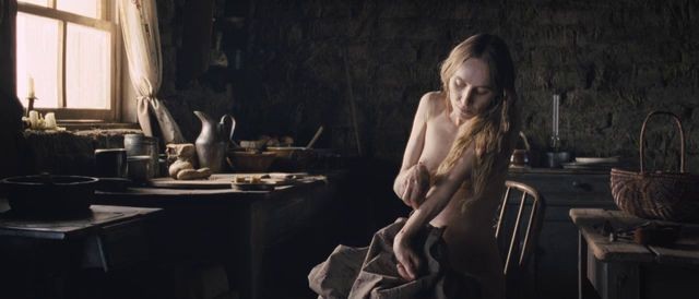 Sonja Richter nude, Miranda Otto nude beautiful body - The Homesman (2014)