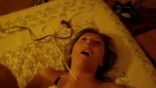 18 Years old Boy Cum in Moms Pussy