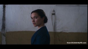 Feminine celebrity FLORENCE PUGH - LADY MACBETH