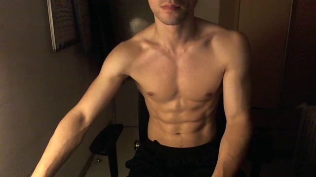 颜值身材声音都是极品的天菜帅哥 1 Didner Gay PeekVids 