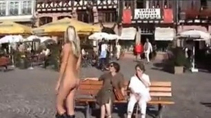 Sabrina Nude in Public Frankfurt Deutschland