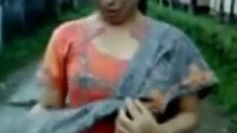 Sylheti Girl Showing Boobs And Naval To Lover Videos Porn
