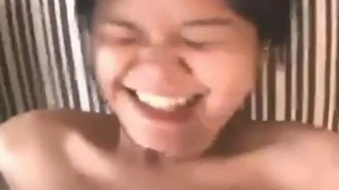 Preggo Filipina wants to show & playing her hairy pussy