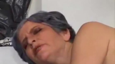 Grey hair granny takes rough anal