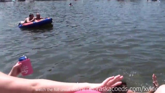 Lake Of The Ozarks - wild and real day party video from party cove lake of the ozarks missouri,  Megher - PeekVids