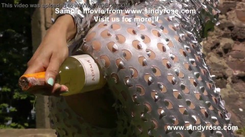 Cyber lady Sindy Rose with wine bottle anal fuck in public