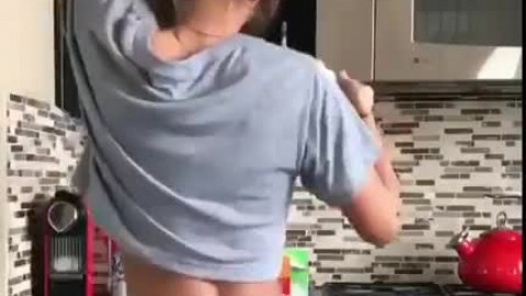 Sommer Ray make morning coffee. Lovely teen with perfect ass.