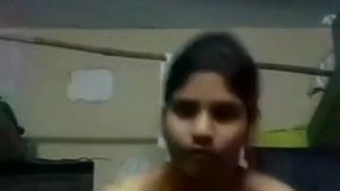 Indian Young Girl Showing Her Boobs Freehdx FreeHDxCom