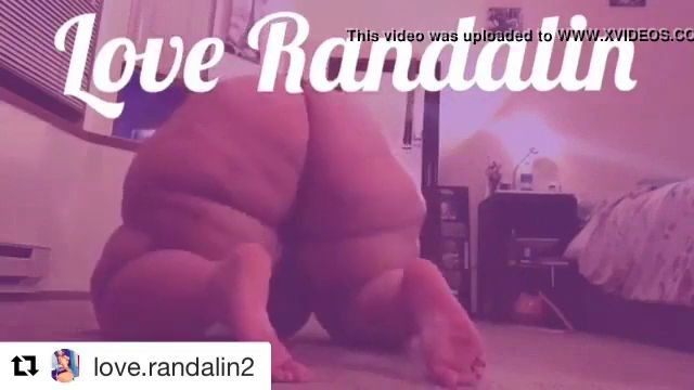 Big ass love randalin - raylyn booty ass sentando na bola - sitting 2017 - (18)