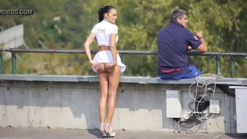 Windy Skirt Sexy Thong Ass - voyeur-city.fr