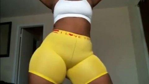 $Upathicc Twerkin And Fingerin 2 Skinny Fuck