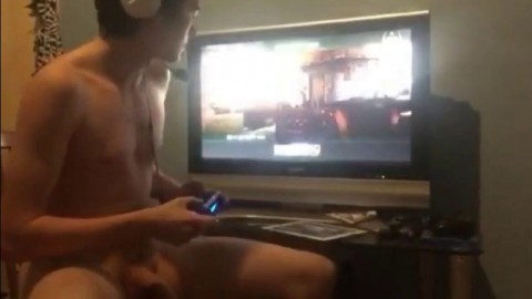 Wanking + Call of Duty