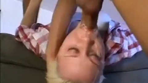 Dyke gives a blowjob for the first time - p..com