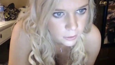Barefoot busty webcam girl huge squirt