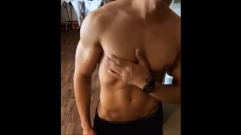 Muscle boy sexy Eddyfitt