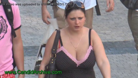Candid Bouncing Boobs 792