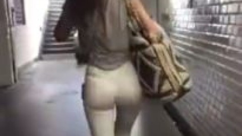 Candid ass in street