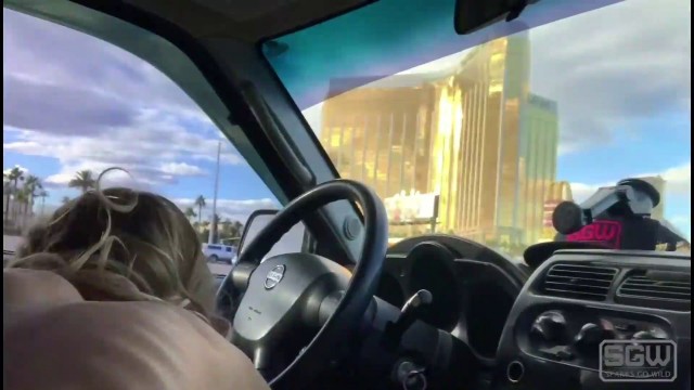 Road head on the Las Vegas Boulevard