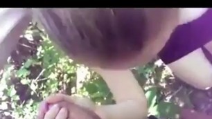 Amateur porn Fuck girlfriend while walking through the woods and took the phone camera