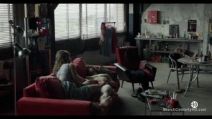 Ana Girardot and Jenna Thiam Revenants S01E06 E07 2012