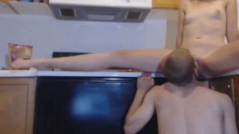 Amateur Guy gets Hot Licking Girlfriend in the Kitchen
