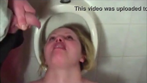 Fat bitch swallow pee