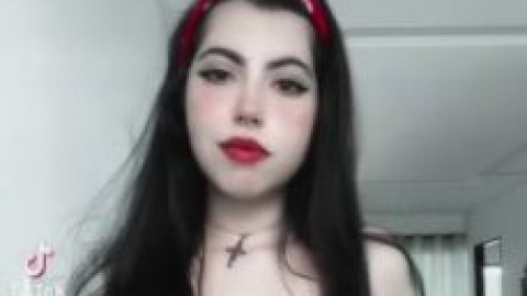 TikTok Brazilian Girl Showing Off