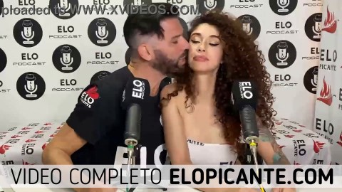 ANTO VEGA INTERCAMBIA LA TANGA CON ELO PODCAST EN EL CUARTO PICANTE