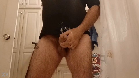 My cock got hard while I was pissing
