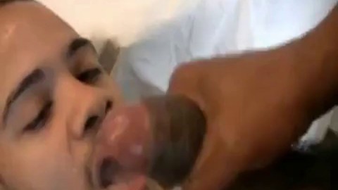 dude gets bare back by nice long cock