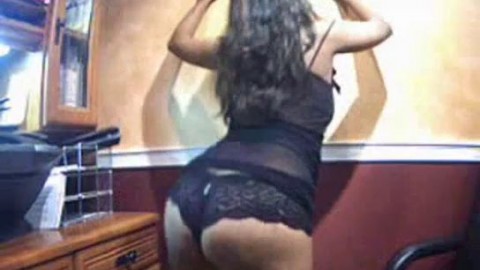 Indian Chick Dancing On Webcam