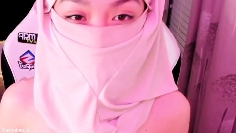 Jilbab Putih Di Anal show