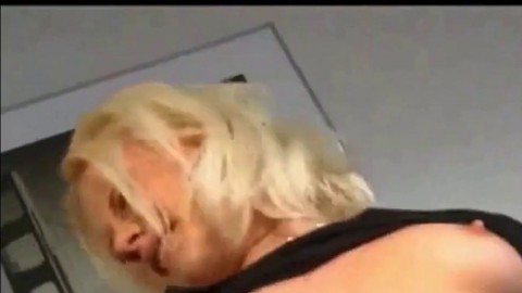 Swedish Blonde Louisa tar pÃ¥ sig en BBC