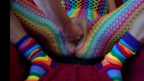 Deep Double Fisting Makes Brunette Moan with Orgasmic Pleasure