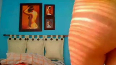 Big-Titted Latina on Webcam