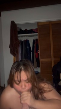 Hapa Hawaiian works a BWC for cum