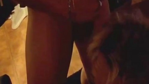 Un mec chaud et excité