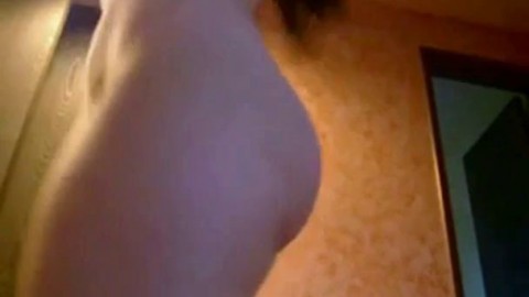 Big-Titted Babe Camerella on Webcam