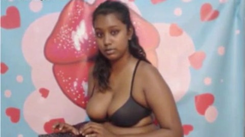Indian Amateur's Sneak Peek on Webcam