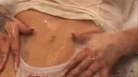 iggy azalea nude nipple porh