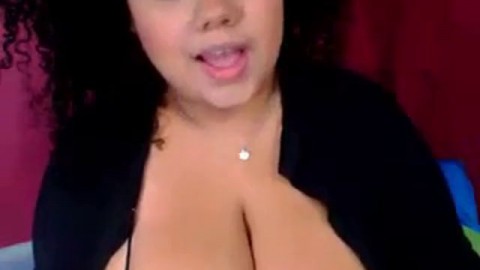 Amateur Latina BBW 'Kitty' Shows Her Big Tits on Webcam