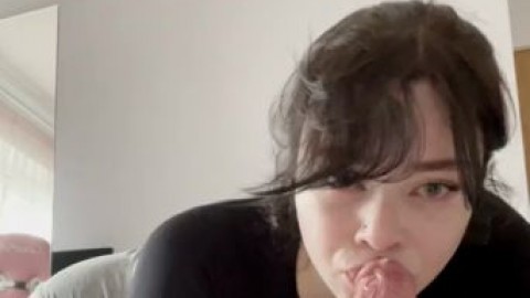 okichloeo deepthroat blowjob onlyfans video pornos