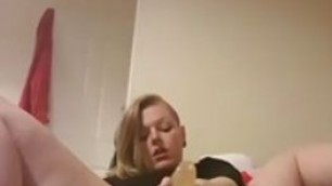 chubby thick teen dildoing pussy hard bustyteencamgirls Video