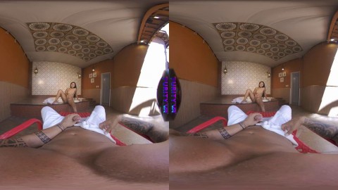 PURITYVR Wet tease with Vitoria jasmine byrne