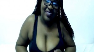 Voloptuous Webcamera Show of Sensual Ebony Busty Babe